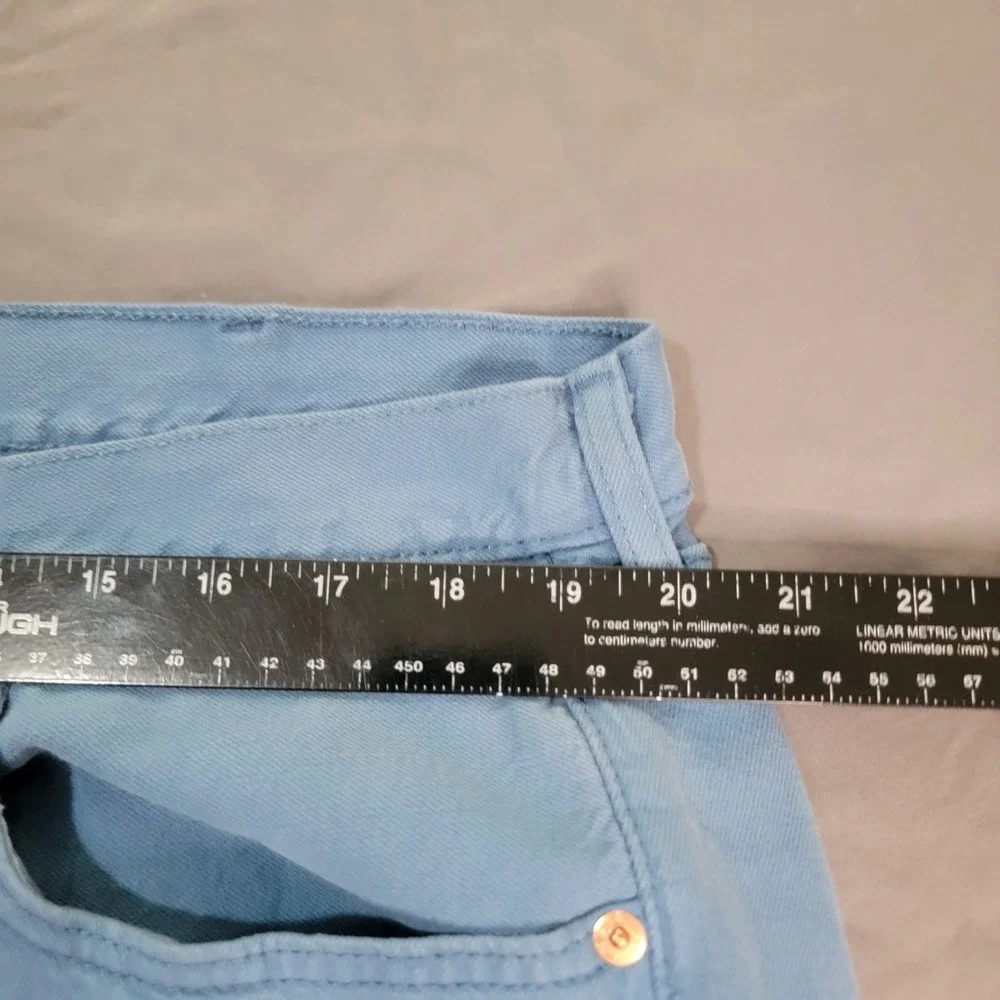 Levis item pre